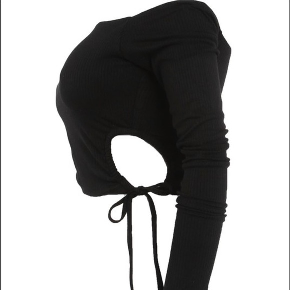 NWT Off shoulder ruched sides long sleeve - Picture 2 of 3